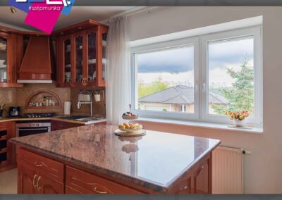 Jola Dunaújváros - Referencia