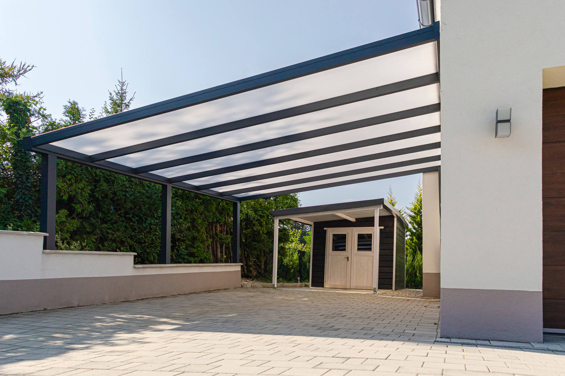 Terasz és Télikert