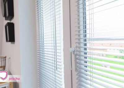 Referencia | Redőny